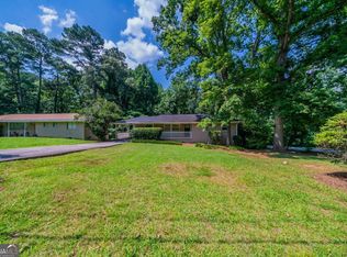 3904 W Hilda Cir, Decatur, GA 30035