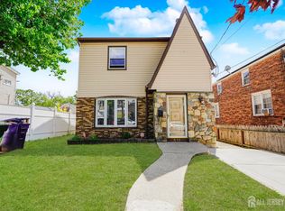 371 Alpine St, Perth Amboy, NJ 08861