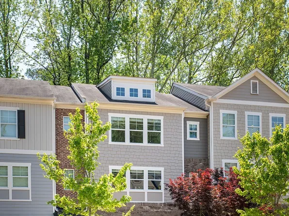 2813 White Oak Ln, Decatur, GA 30032