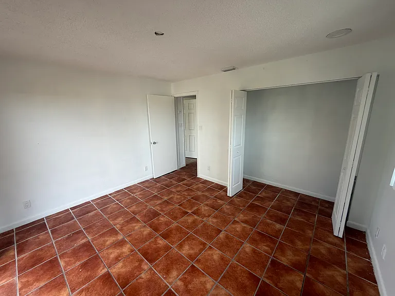 12995 Automobile Blvd #850 — Photo 10
