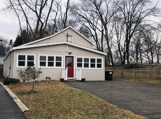 245 Schoolhouse Rd, Albany, NY 12203