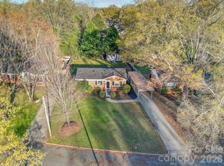 2400 Markham Ct, Charlotte, NC 28205