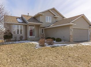 15796 Cicerone Ct, Rosemount, MN 55068