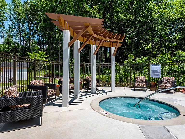 Overture Fair Ridge 62+ Apartment Homes — Photo 9