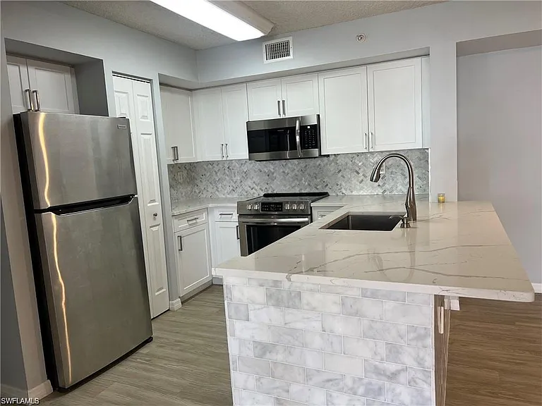 1210 Wildwood Lakes Blvd #206 — Photo 5