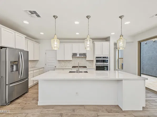 4512 S MONTANA Drive, Chandler, AZ 85248