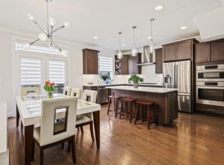 5147 Carters Ln, Alexandria, VA 22311
