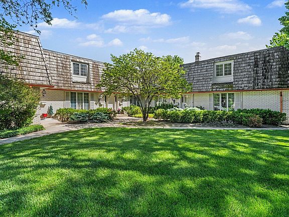 2nd image of 1354 Camellia Dr