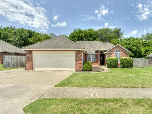 4413 Katie Ridge Dr, Moore, OK 73160