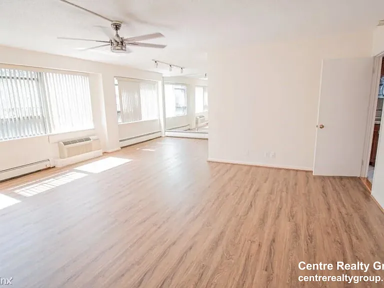 320 Hammond Pond Pkwy #201 — Photo 2