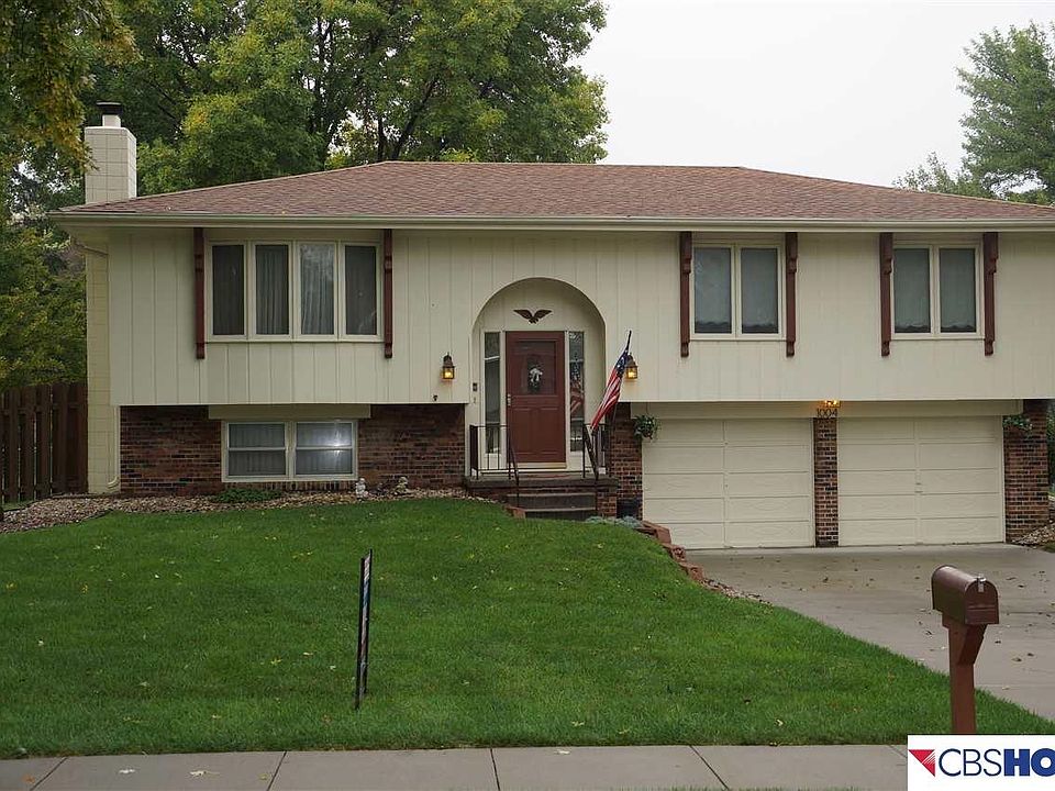 1st image of 1004 Somerset Dr