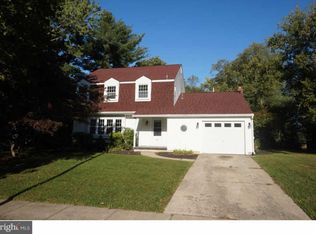 805 Parry Rd, Delran, NJ 08075