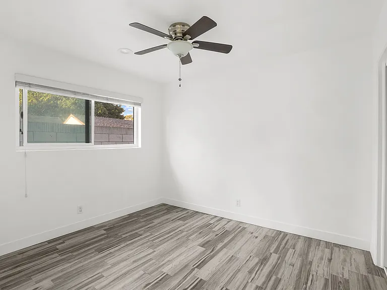 813 S Parton St — Photo 14
