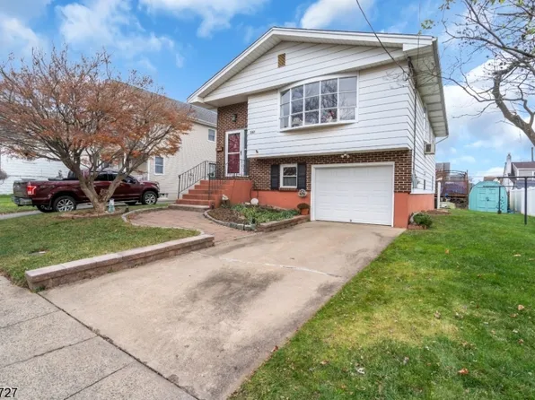 310 Angle Ave, Manville Boro, NJ 08835