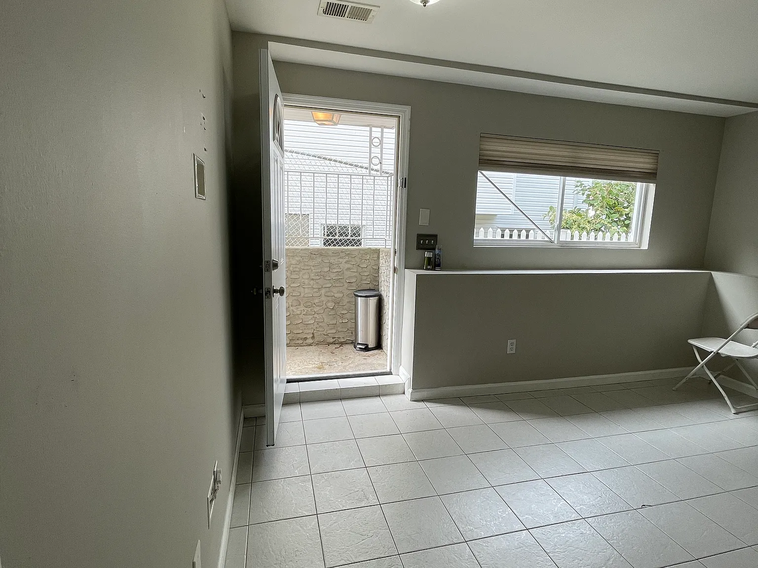 1 bed, 650 sqft, $1,750 — Photo 2