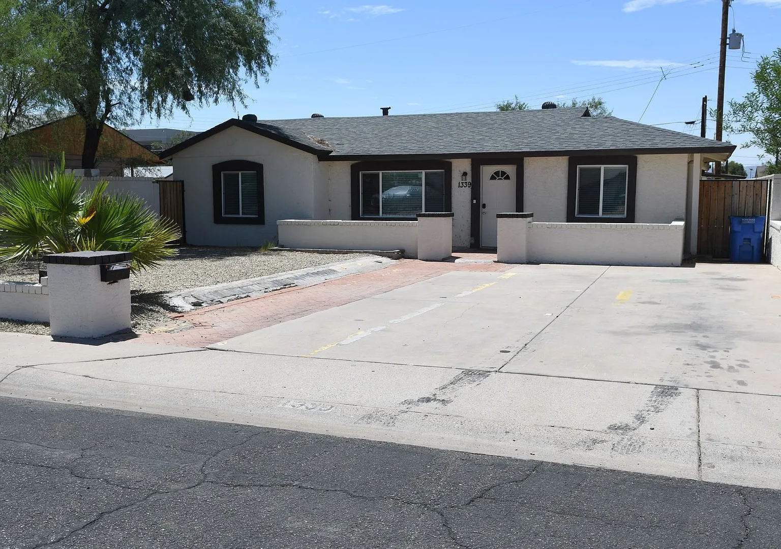 Price Improvement - 5-Bedroom Phoenix Home With Spacious Patios & Gated Vehicle Access — Photo 1