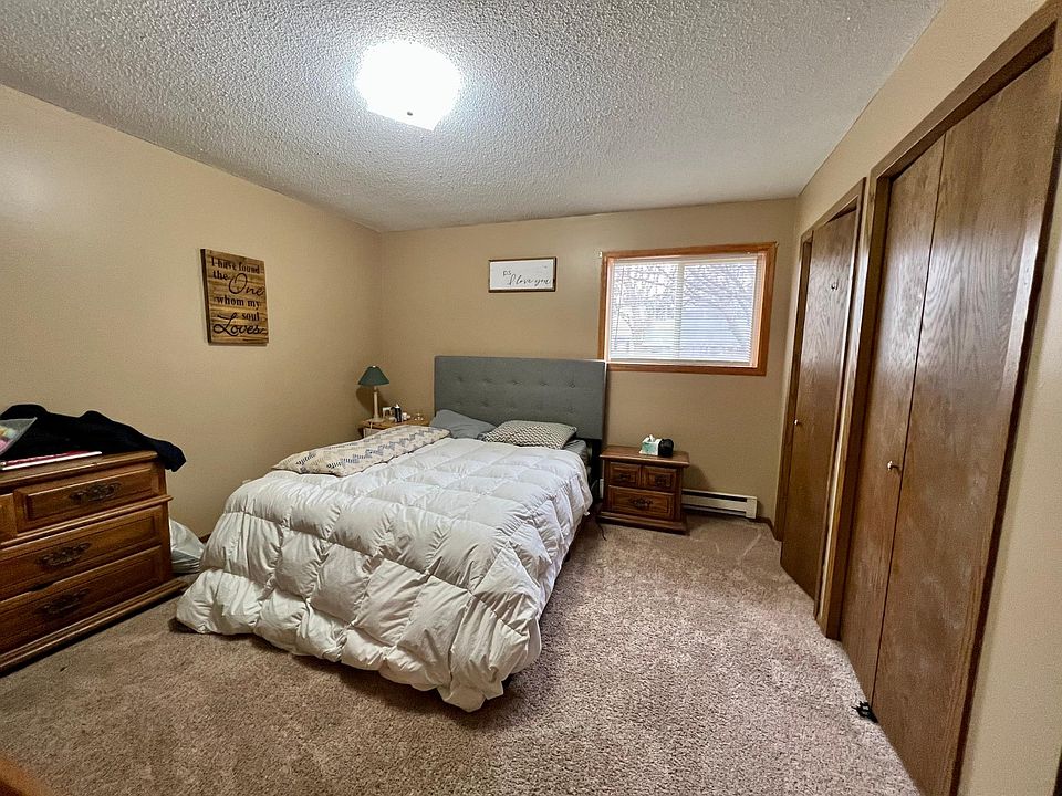 1437 Emory Cir River Falls WI Zillow