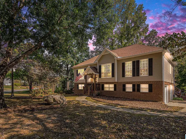 352 Dogwood Trl, Alabaster, AL 35007