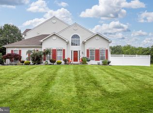 111 Windingbrook Rd, Bordentown, NJ 08505