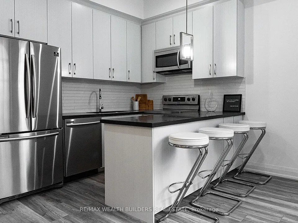 213 Jarvis St #6