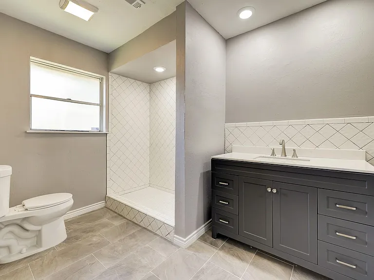 9006 Stone Brook Ln — Photo 11