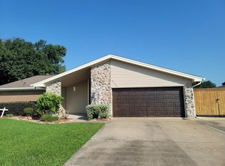 3154 Mariannwood Dr, Port Neches, TX 77651
