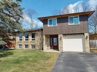 25 Carriage Cres, North Bay, ON P1C1G5