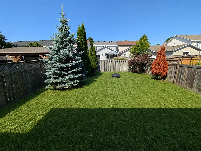934 Bluffwood Ave — Photo 23