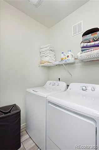 2 bed, 2.5 bath, 1375 sqft, $2,750 — Photo 3