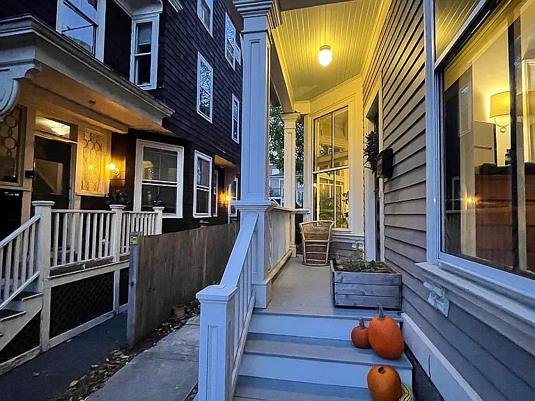 1 bed, 722 sqft, $2,400 — Photo 4