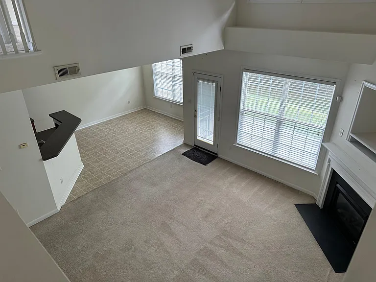 837 Parkland Pl — Photo 6