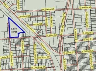 500 W Miller St, Angleton, TX 77515