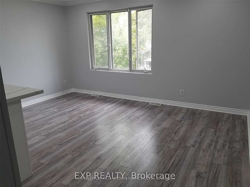 Toronto House for rent - 2 Bedrooms — photo 2