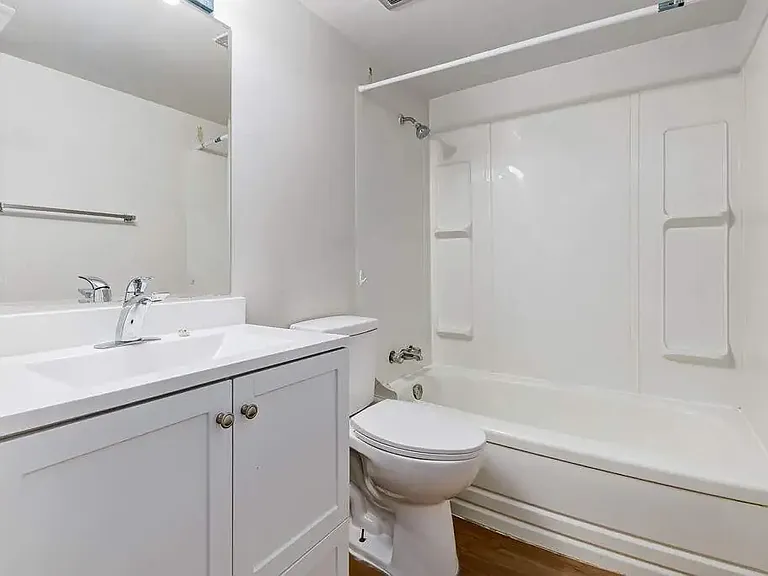 3046 Arlington Ave — Photo 7