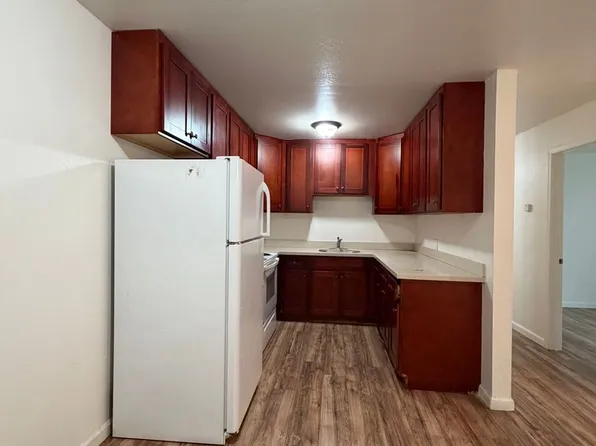 566 Clarinada, 566 Clarinada Ave APT 3, Daly City, CA 94015