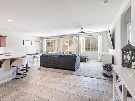 2nd image of 3571 Encino Ave