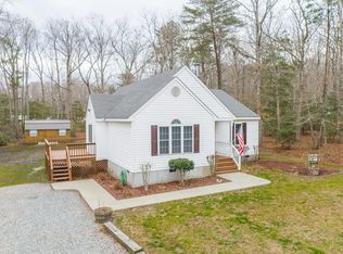 350 Lynns Ln, Wake, VA 23176