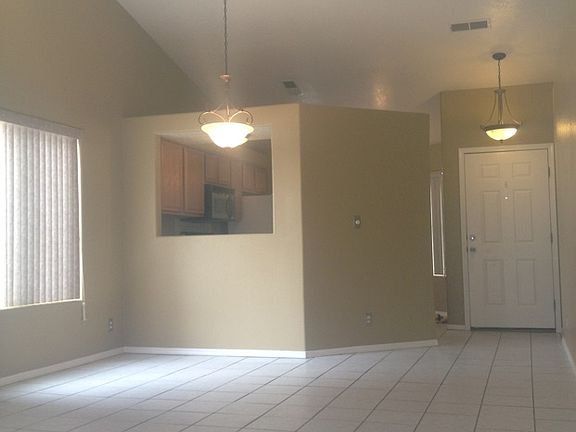 5th image of 1138 Avenida Las Vistas NW