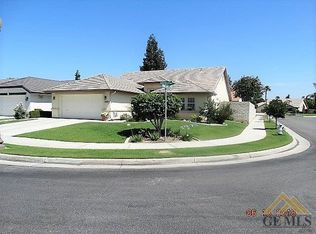 9702 Cinderella Ave, Bakersfield, CA