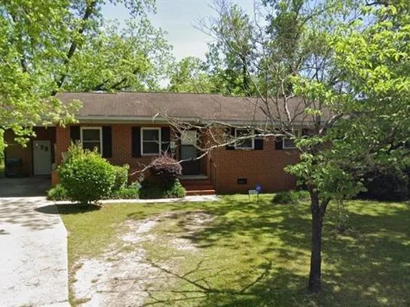 2204 Stonewall St, Dublin, GA 31021