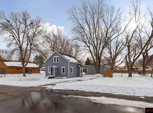 1609 5th St SW, Faribault, MN 55021