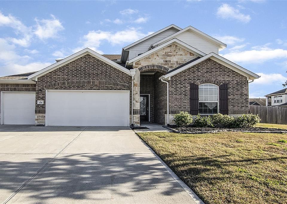 1st image of 708 Applewood Drive