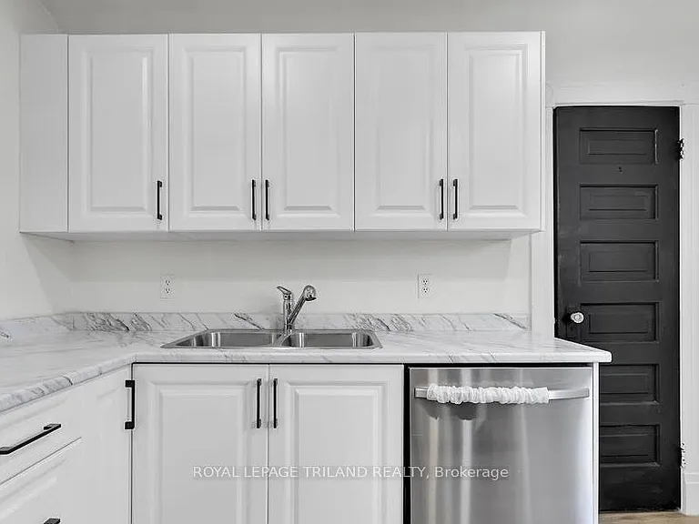 96 Forest Ave #UPPER — Photo 3
