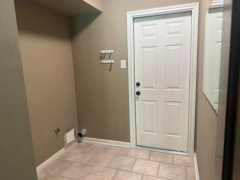 9 Huntsmans Horn Cir — Photo 17