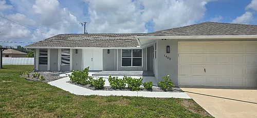 1400 SW 6th Ave Photo 1