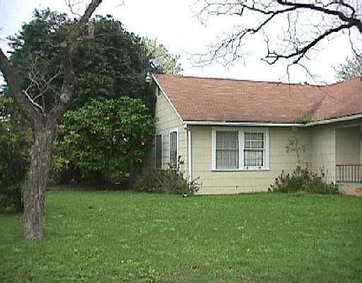 2nd image of 815 MAIN ST