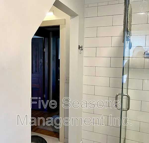369 S Winooski Ave #2 — Photo 20