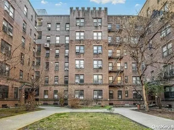 42-20 Kissena Boulevard #C7, Flushing, NY 11355