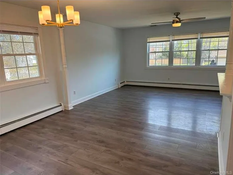 226 Woodycrest Dr — Photo 9