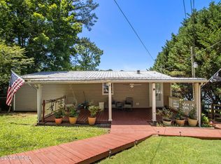 1165 W Pine Lake Dr, West Point, GA 31833